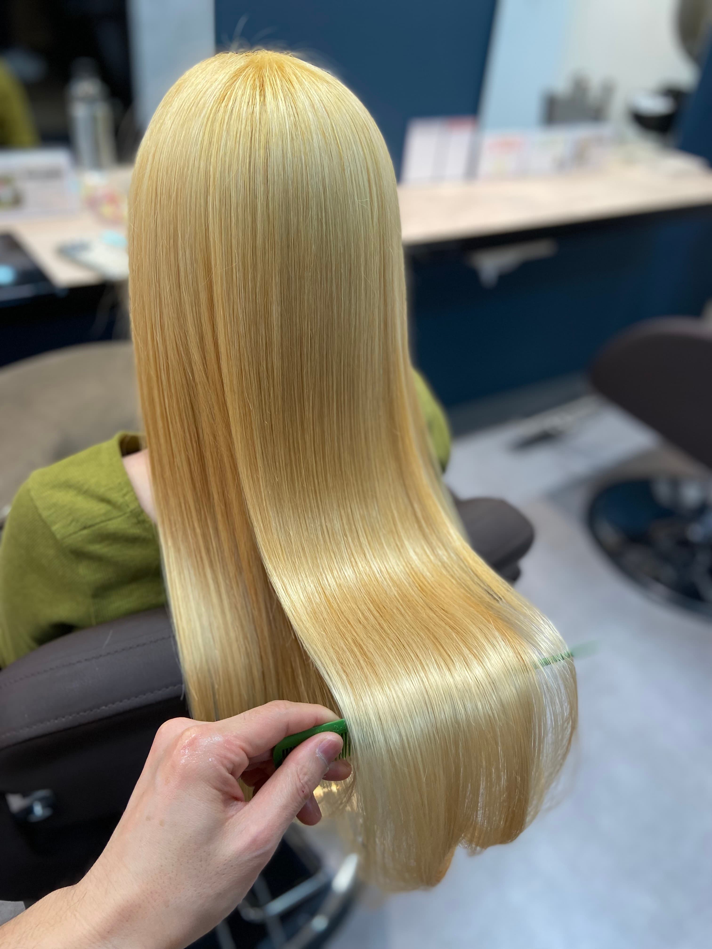 より深い補修とうるおい感を叶える、プレミアム髪質改善トリートメント