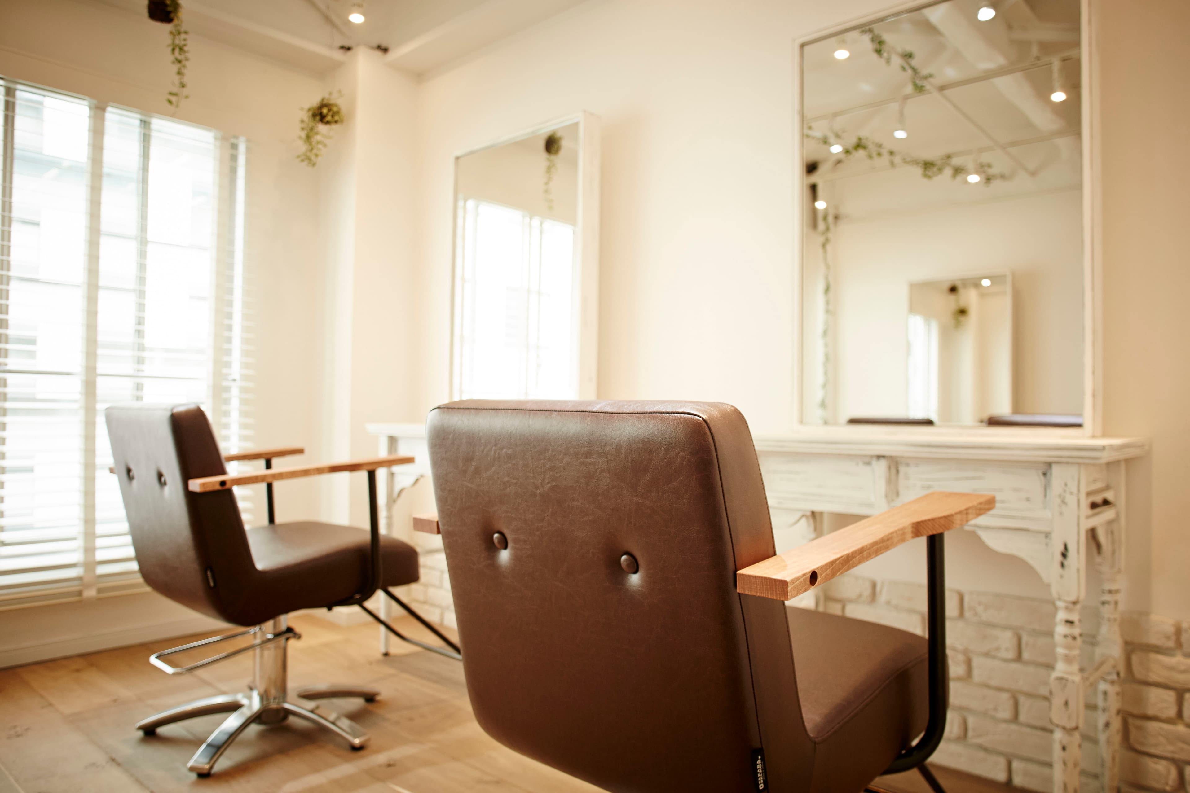 A private salon where you can have thorough one-on-one consultations