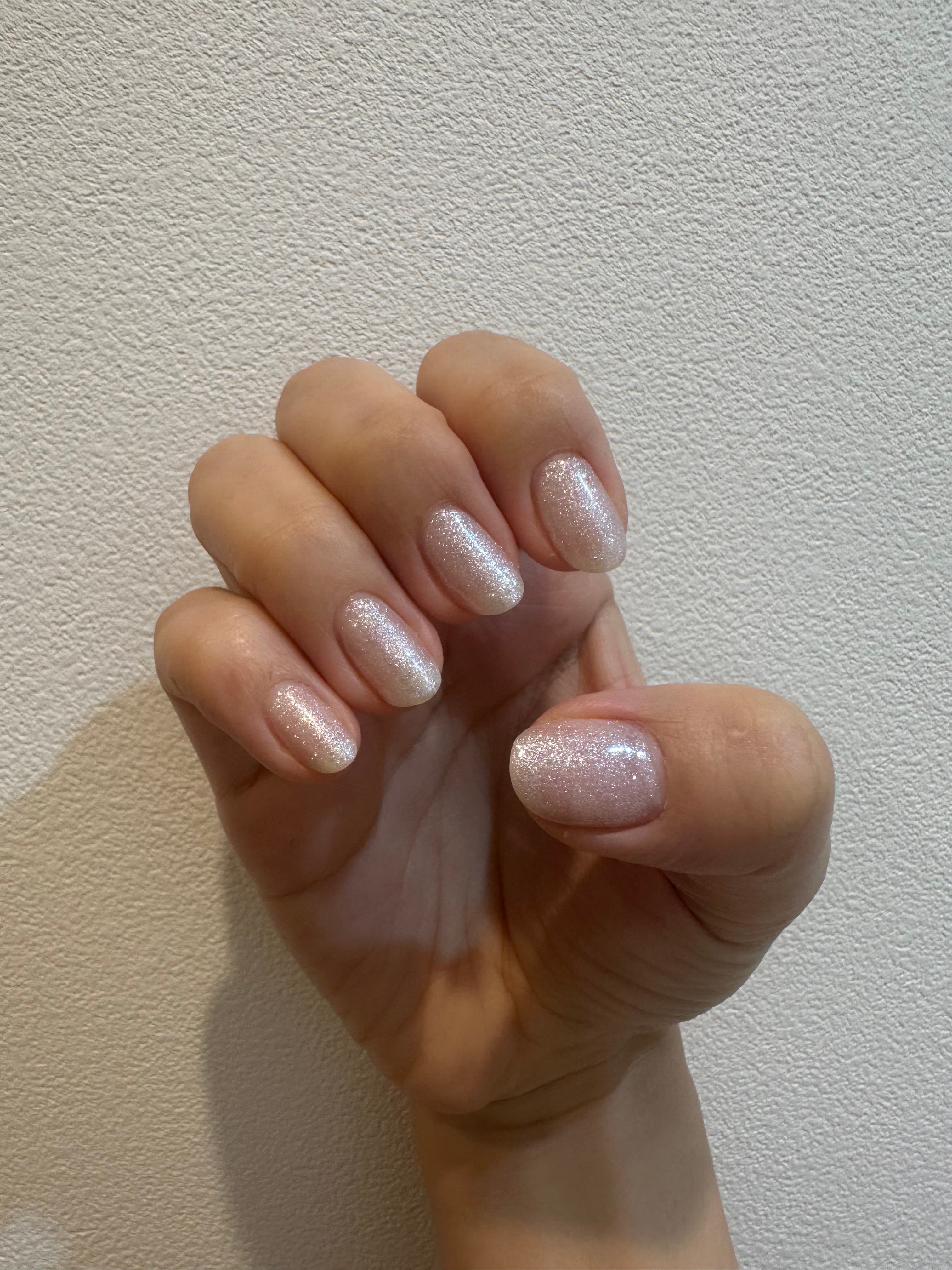 Comes with water care that cleans the nails themselves
