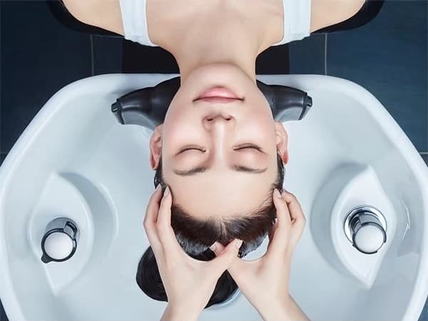【人気の理由③】スパニスト資格を持つスタッフが担当