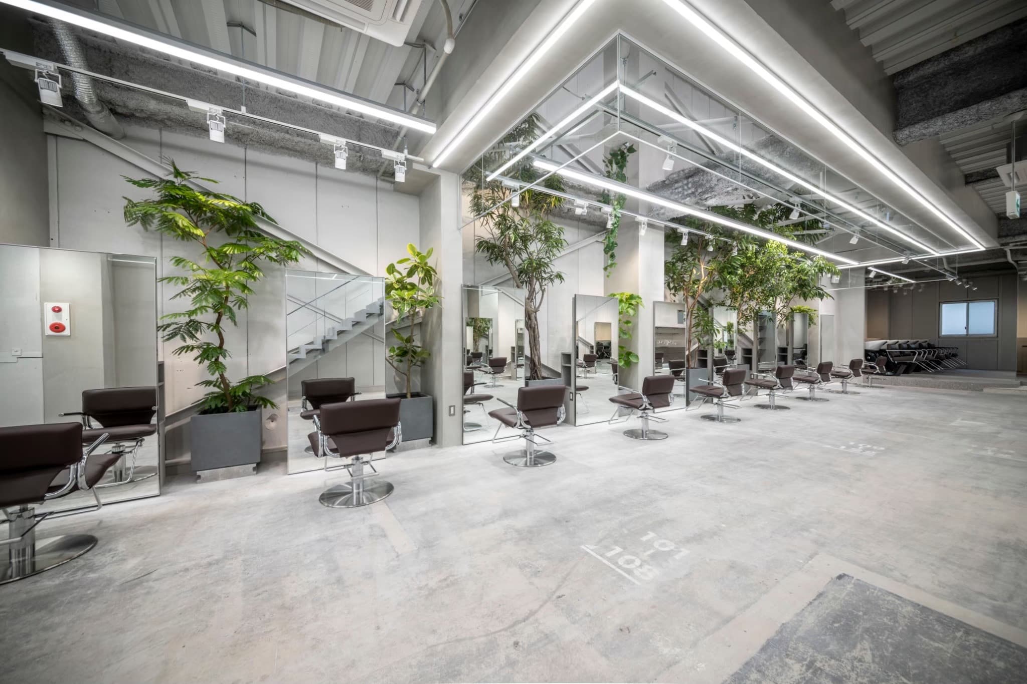 fev hair shop tenjin - 1